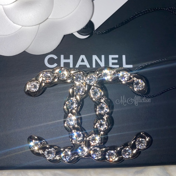 CHANEL Authentic XL Gold Crystal CC Rare Brooch - Picture 4 of 8
